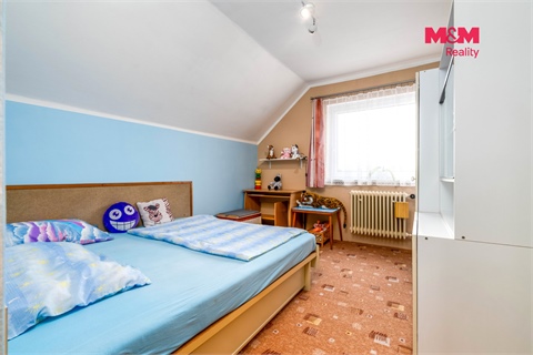 Prodej rodinného domu, 194 m² - 16