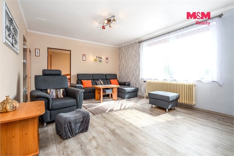 Prodej rodinného domu, 194 m² 2