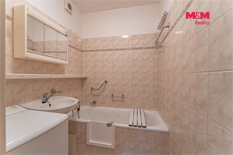 Prodej bytu 3+1, 63 m² - 8