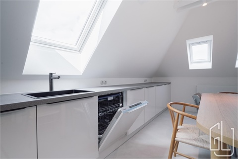 Pronájem bytu 3+1, 144 m² - 24