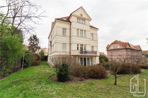Pronájem bytu 3+1, 144 m² - 0