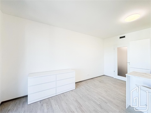 Pronájem bytu 1kk, 35 m² - 6