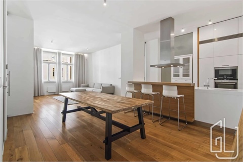 Pronájem bytu 3kk, 109 m² 0
