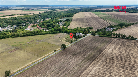 Prodej stavebního pozemku, 2 185 m² - 8
