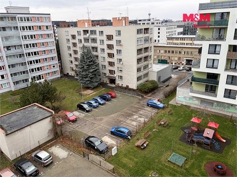 Pronájem bytu 3kk, 77 m² 8