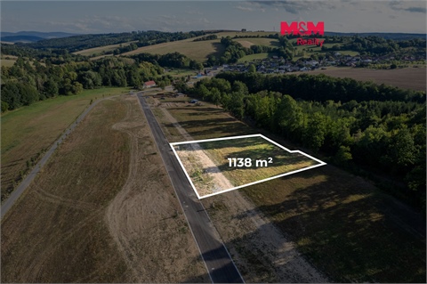 Prodej stavebního pozemku, 1 138 m² 0
