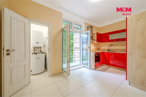 Prodej bytu 4+1, 99 m² - 2