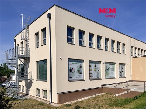 Pronájem kanceláře, 140 m² 0
