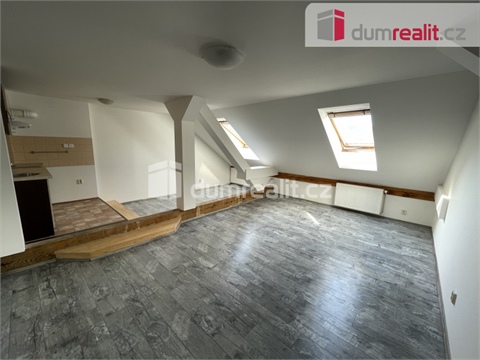 Pronájem bytu 1kk, 32 m² - 2
