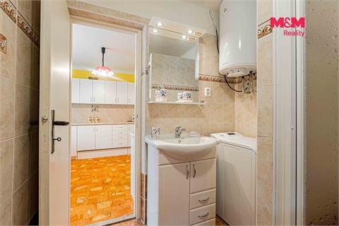 Prodej rodinného domu, 95 m² - 8