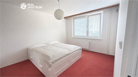 Pronájem bytu 1+1, 32 m² 2