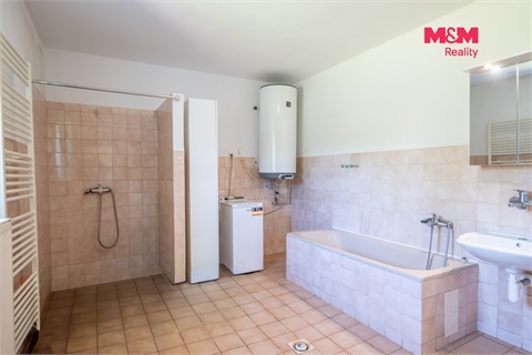 Prodej rodinného domu, 163 m² - 6