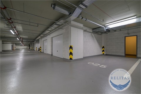 Pronájem bytu 2kk, 52 m² - 16