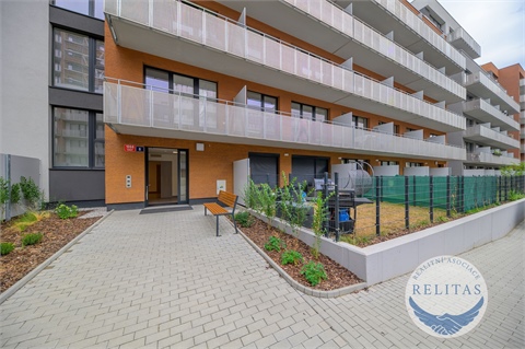 Pronájem bytu 2kk, 52 m² - 18
