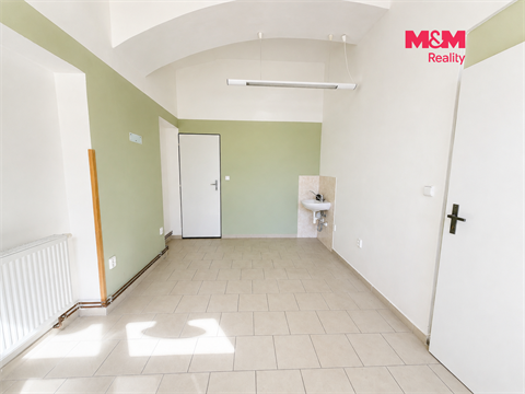 Pronájem obchodních prostor, 15 m² 2