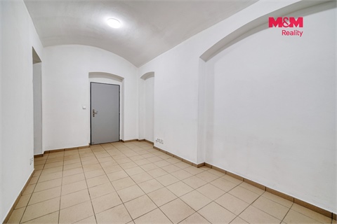 Prodej obchodních prostor, 46 m² 4