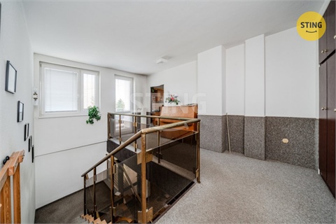 Prodej domu, 300 m² 10