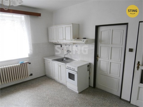 Prodej rodinného domu, 200 m² 2