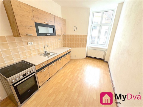 Pronájem bytu 2+1, 75 m² - 2
