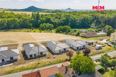 Prodej stavebního pozemku, 2 222 m² 4