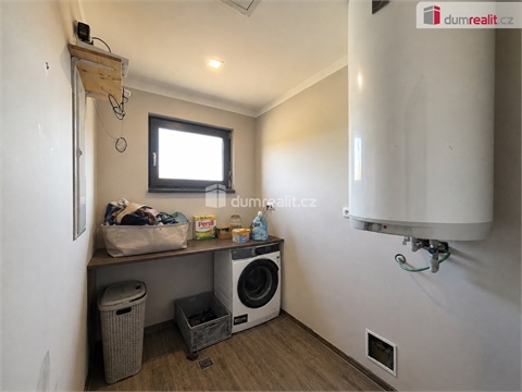Prodej rodinného domu, 90 m² 14