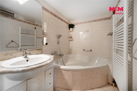 Prodej rodinného domu, 130 m² 12