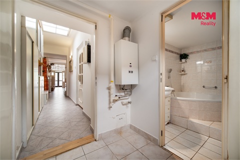 Prodej rodinného domu, 130 m² - 10