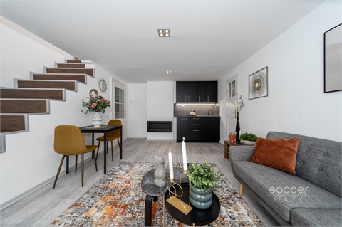 Pronájem bytu 1kk, 82 m² - 0
