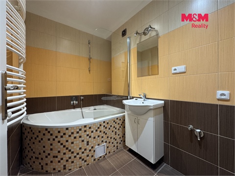 Pronájem bytu 2+1, 58 m² 2