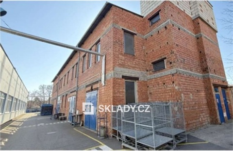 Pronájem skladu / haly, 400 m² - 2