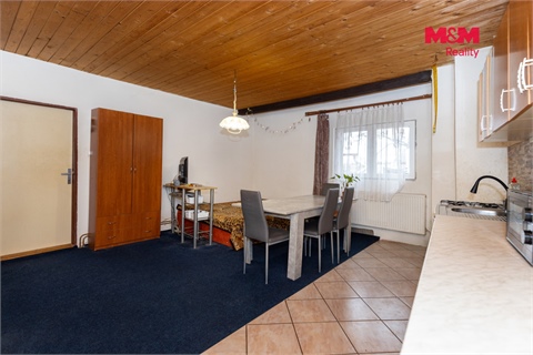 Prodej rodinného domu, 250 m² 24