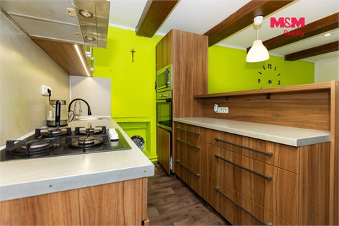 Prodej rodinného domu, 250 m² 6