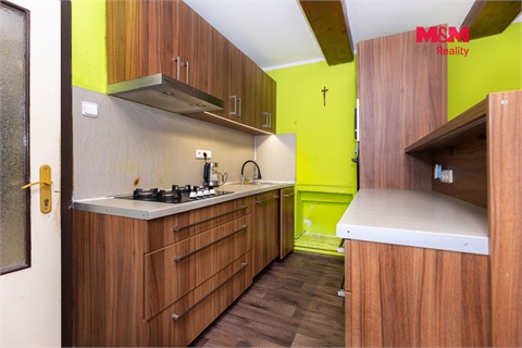 Prodej rodinného domu, 250 m² - 6