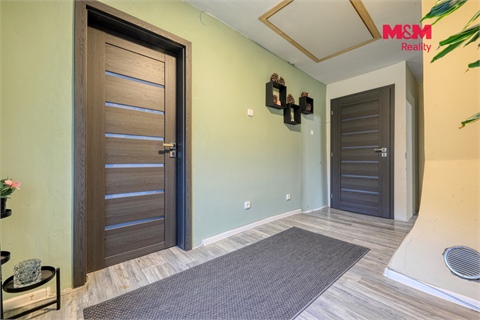 Prodej rodinného domu, 200 m² 22