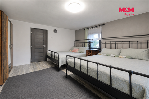 Prodej rodinného domu, 200 m² - 24
