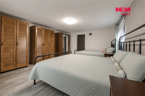 Prodej rodinného domu, 200 m² 26
