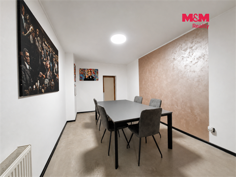 Pronájem kanceláře, 200 m² - 2