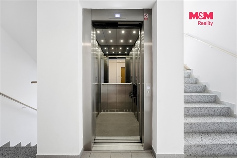 Prodej bytu 2kk, 56 m² 12