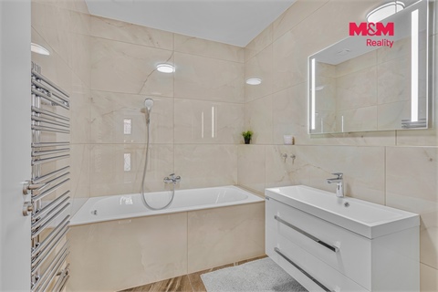Pronájem bytu 5kk, 250 m² - 10
