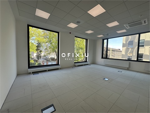 Pronájem kanceláře, 73 m² 0