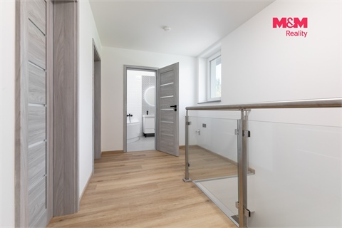 Prodej atypického bytu, 133 m² 28