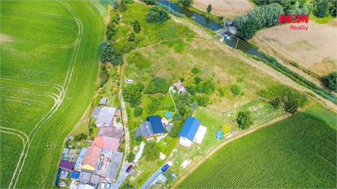 Prodej stavebního pozemku, 1 718 m² 24