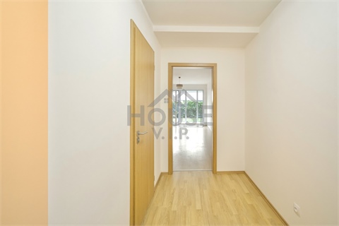 Prodej bytu 1kk, 37 m² - 4