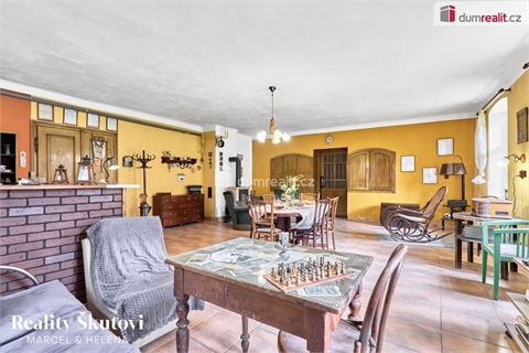 Prodej rodinného domu, 293 m² - 4