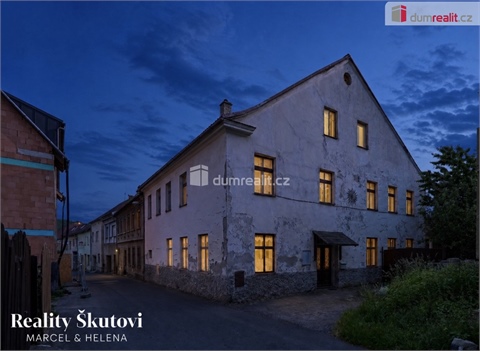 Prodej rodinného domu, 293 m² 14