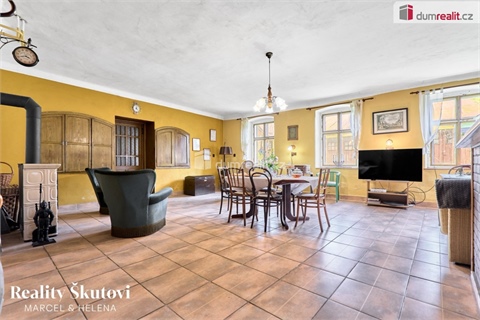 Prodej rodinného domu, 293 m² 6