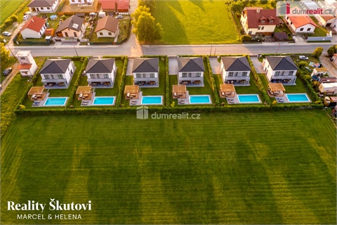 Prodej stavebního pozemku, 600 m² 8