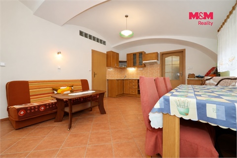 Prodej rodinného domu, 212 m² 4