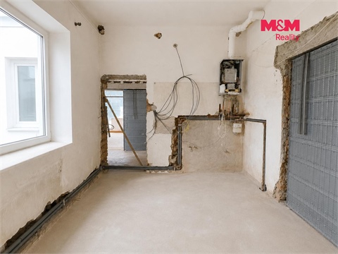 Prodej obchodních prostor, 153 m² 6
