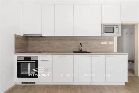 Pronájem bytu 1kk, 36 m² - 0